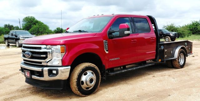 2022 Ford F-350 Lariat 4x4 Crew Cab 179-In DRW's photo