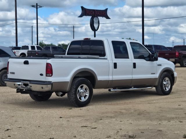 Ford Super Duty F-250 Vehicle Full-screen Gallery Image 03