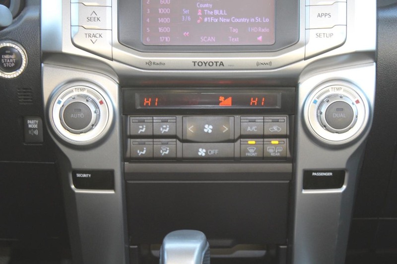 2012 Toyota 4Runner SR5 photo