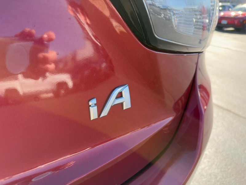 Toyota Yaris iA Vehicle Image 5