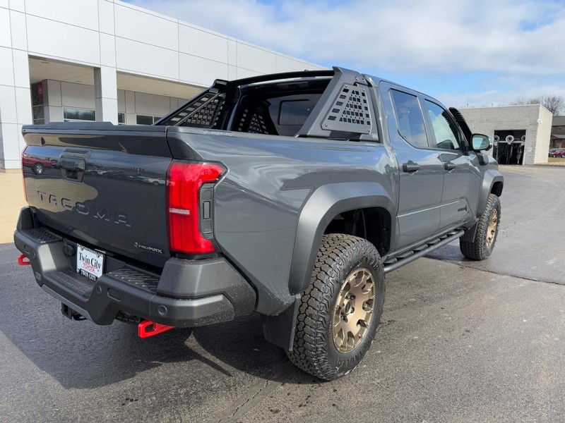 Toyota Tacoma 4WD Hybrid Vehicle Image 3