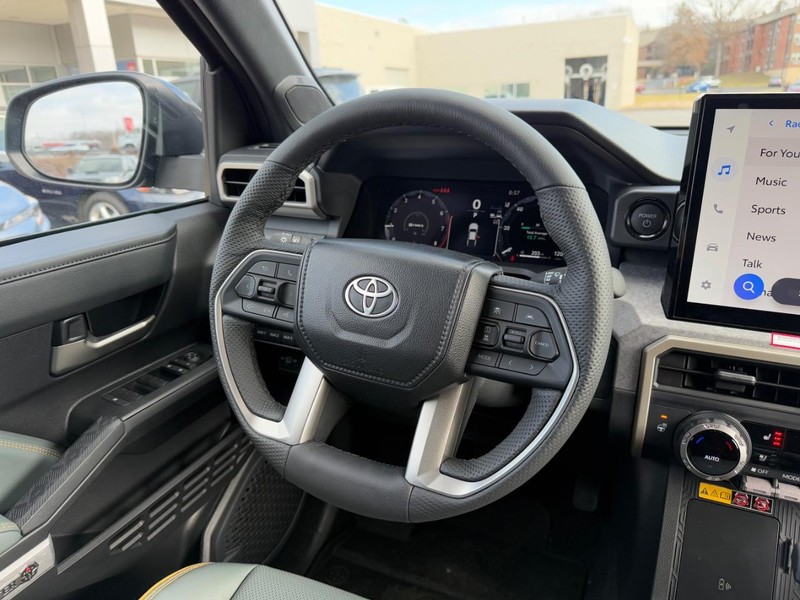 Toyota Tacoma 4WD Hybrid Vehicle Image 13