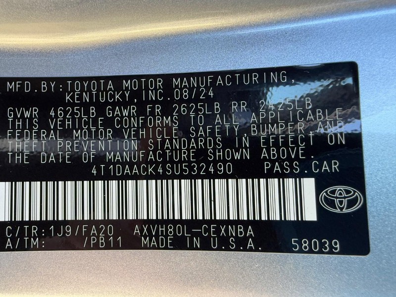 Toyota Camry Vehicle Image 21