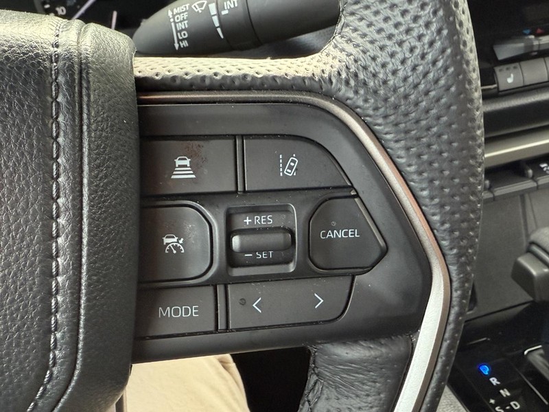 Toyota Tundra 4WD Vehicle Image 20