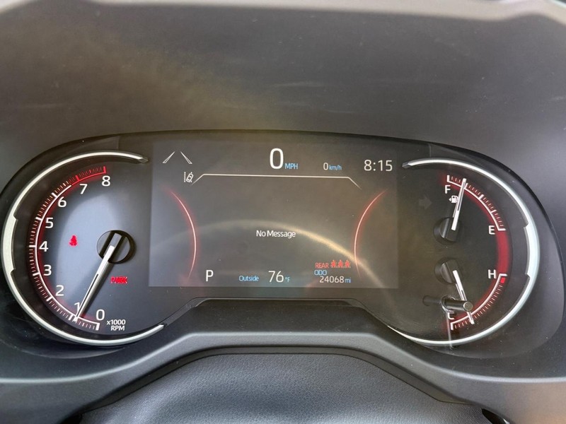 Toyota RAV4 Vehicle Image 20