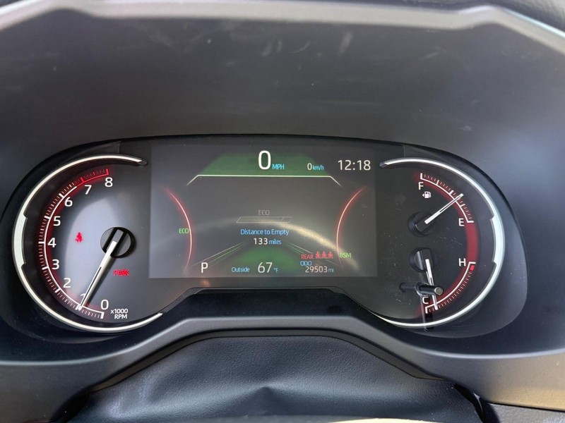 Toyota RAV4 Vehicle Image 19