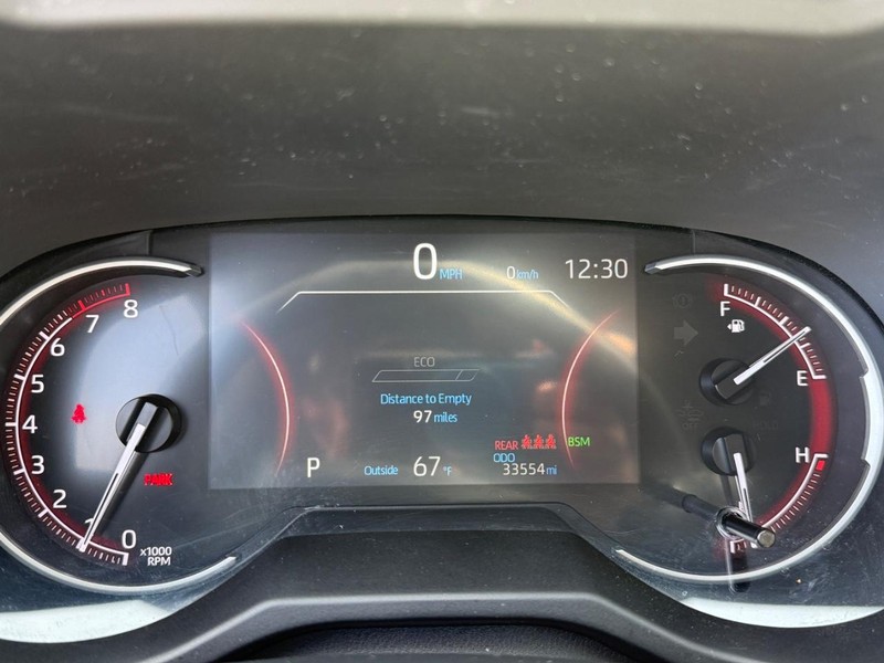 Toyota RAV4 Vehicle Image 19
