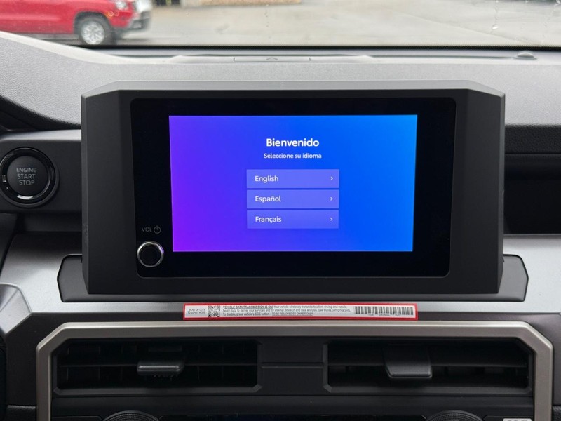 Toyota Tacoma 4WD Vehicle Image 9