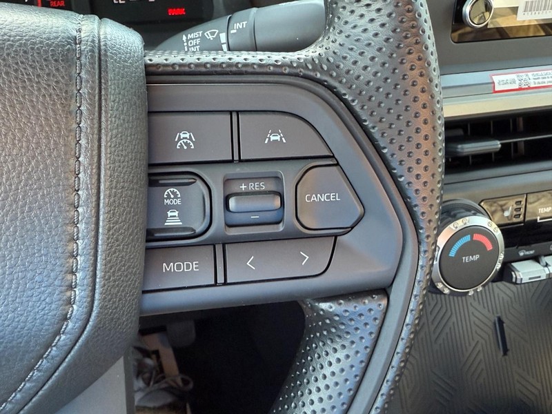 Toyota Tacoma 4WD Vehicle Image 13