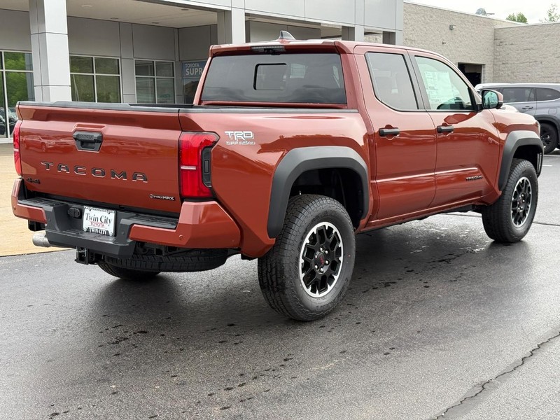 Toyota Tacoma 4WD Hybrid Vehicle Image 3