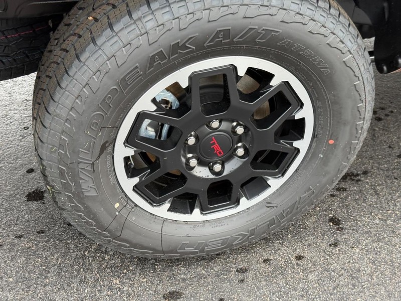 Toyota Tacoma 4WD Hybrid Vehicle Image 6