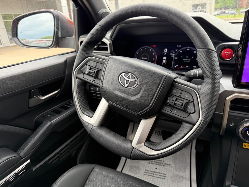 Toyota Tacoma 4WD Hybrid Vehicle Image 9