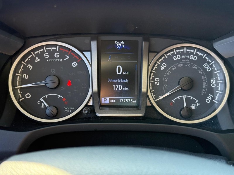 Toyota Tacoma 4WD Vehicle Image 20
