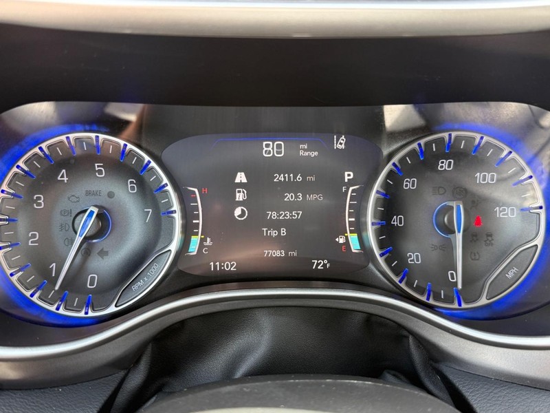 Chrysler Pacifica Vehicle Image 20