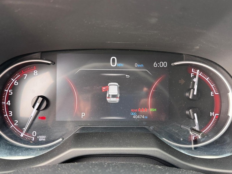 Toyota RAV4 Vehicle Image 20