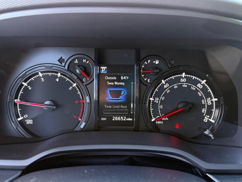 Toyota 4Runner Vehicle Image 19