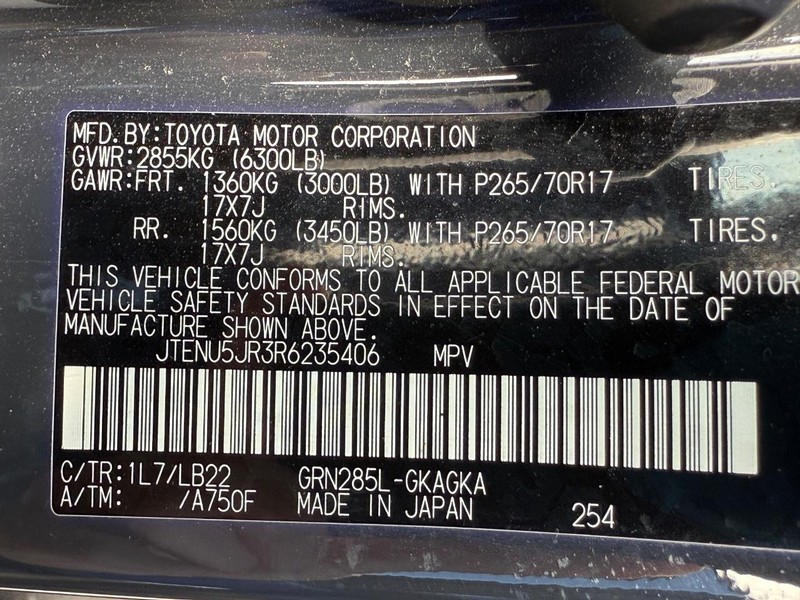 Toyota 4Runner Vehicle Image 23