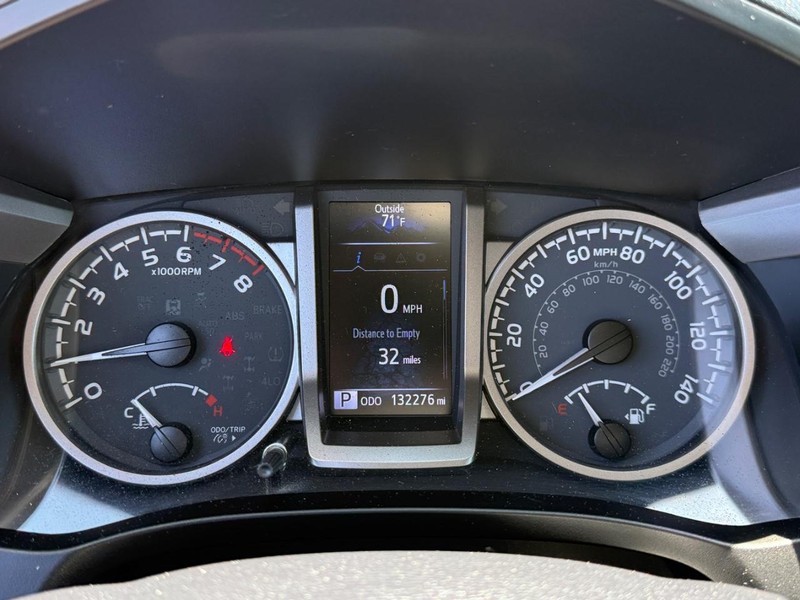 Toyota Tacoma 4WD Vehicle Image 20