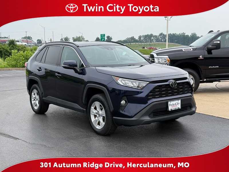 Used 2021 Toyota RAV4 XLE with VIN 2T3P1RFV3MW151421 for sale in Herculaneum, MO