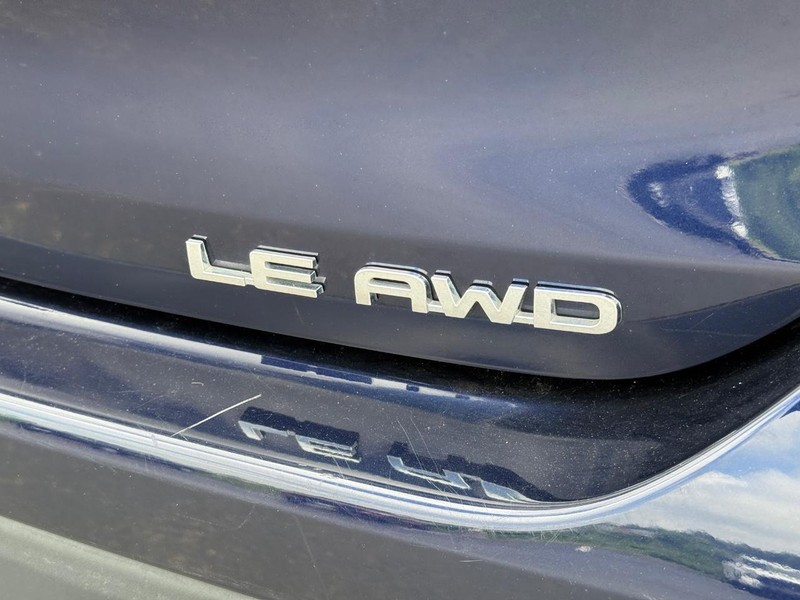 Toyota Highlander Vehicle Image 6