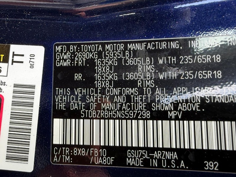 Toyota Highlander Vehicle Image 23