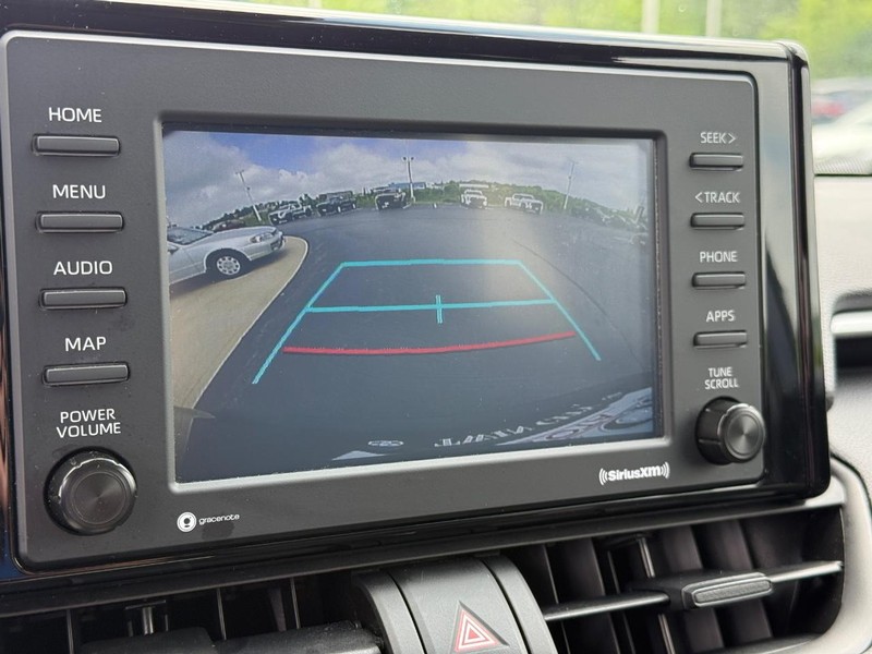 Toyota RAV4 Vehicle Image 19