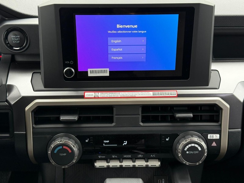 Toyota Tacoma 4WD Vehicle Image 9