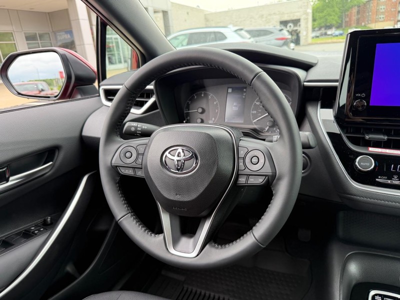 Toyota Corolla Vehicle Image 8