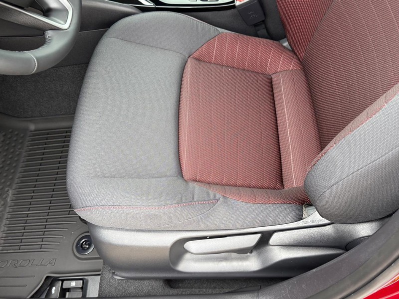 Toyota Corolla Vehicle Image 11