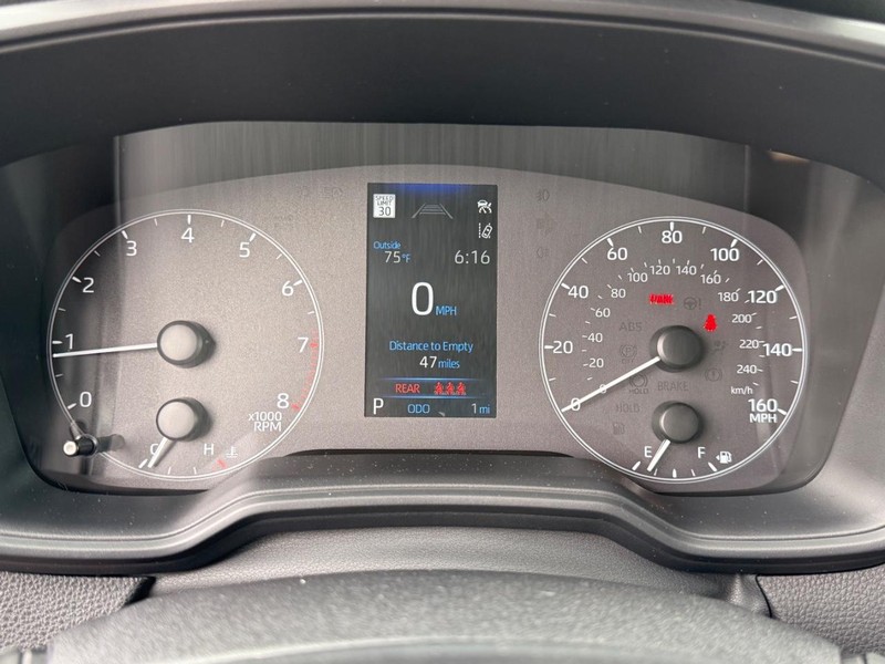 Toyota Corolla Vehicle Image 14