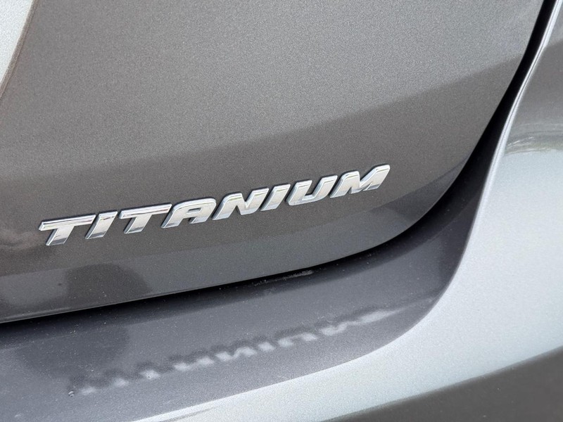 Ford Focus Vehicle Image 6