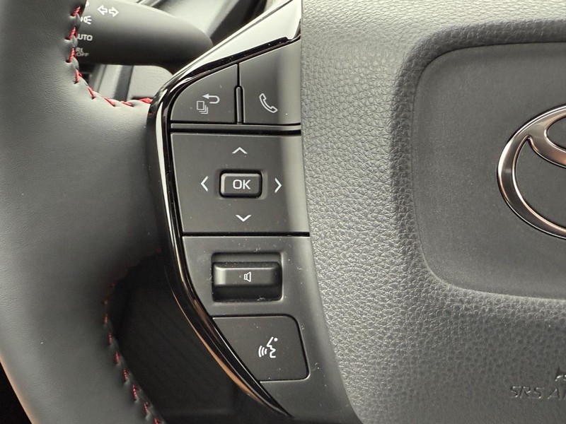Toyota Prius Plug-In Hybrid Vehicle Image 13
