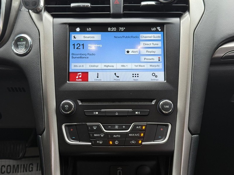Ford Fusion Vehicle Image 14