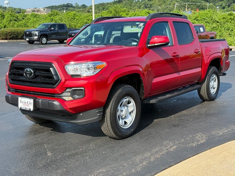 Toyota Tacoma 4WD Vehicle Image 9