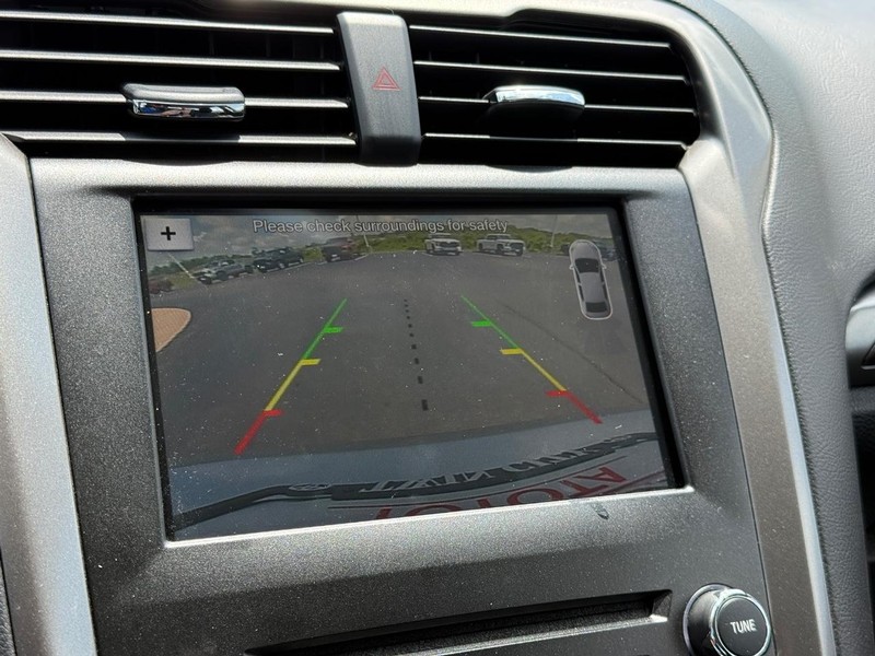 Ford Fusion Vehicle Image 22