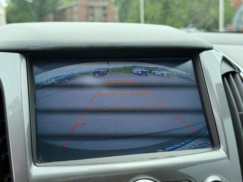 Chevrolet Cruze Vehicle Image 21