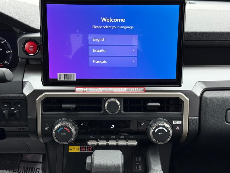 Toyota Tacoma 4WD Vehicle Image 9