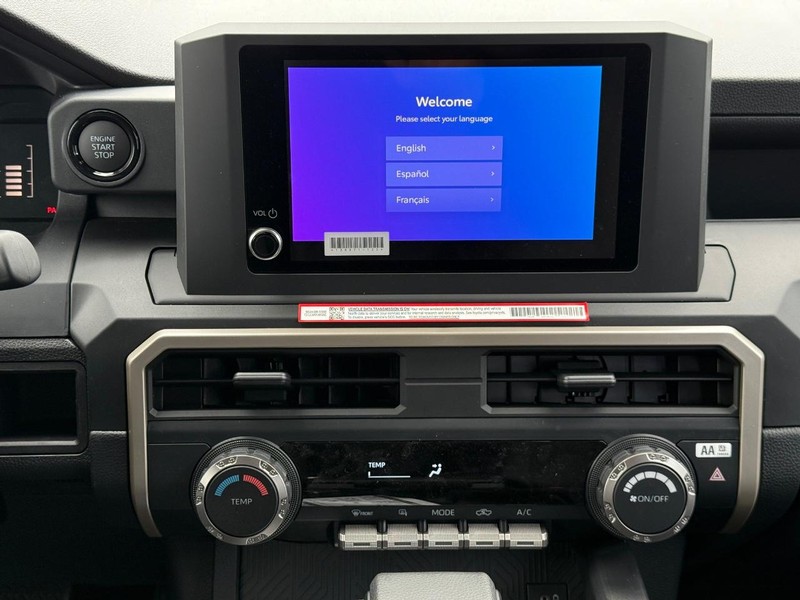 Toyota Tacoma 4WD Vehicle Image 8