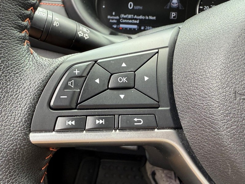 Nissan Kicks Vehicle Image 15