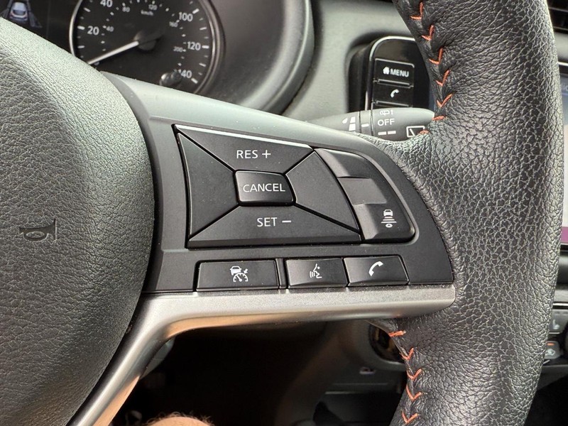Nissan Kicks Vehicle Image 16