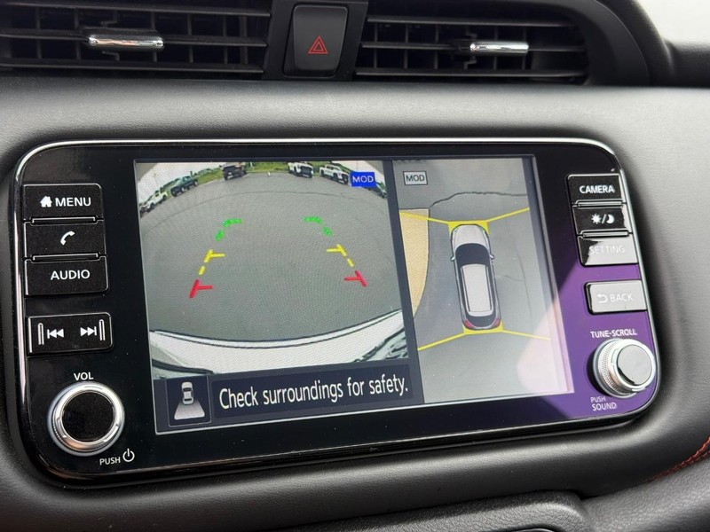 Nissan Kicks Vehicle Image 19