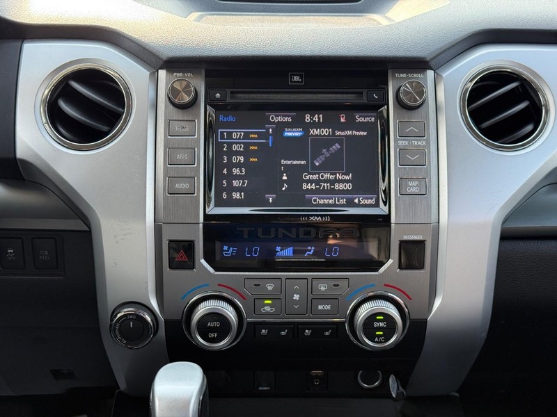 Toyota Tundra 4WD Truck Vehicle Image 14