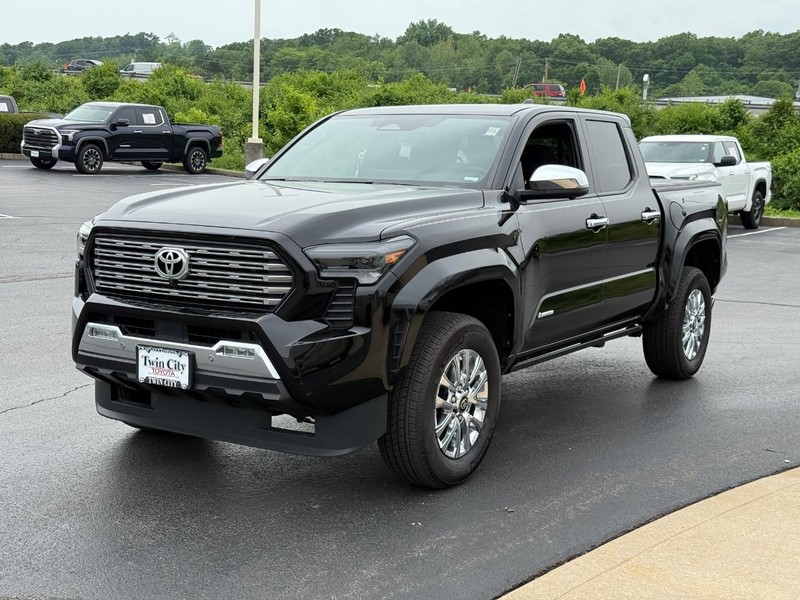 Toyota Tacoma 4WD Vehicle Image 9