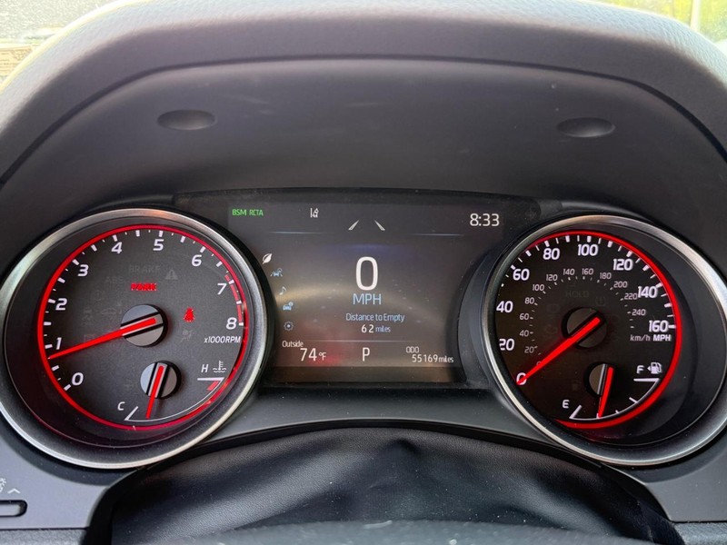 Toyota Camry Vehicle Image 19