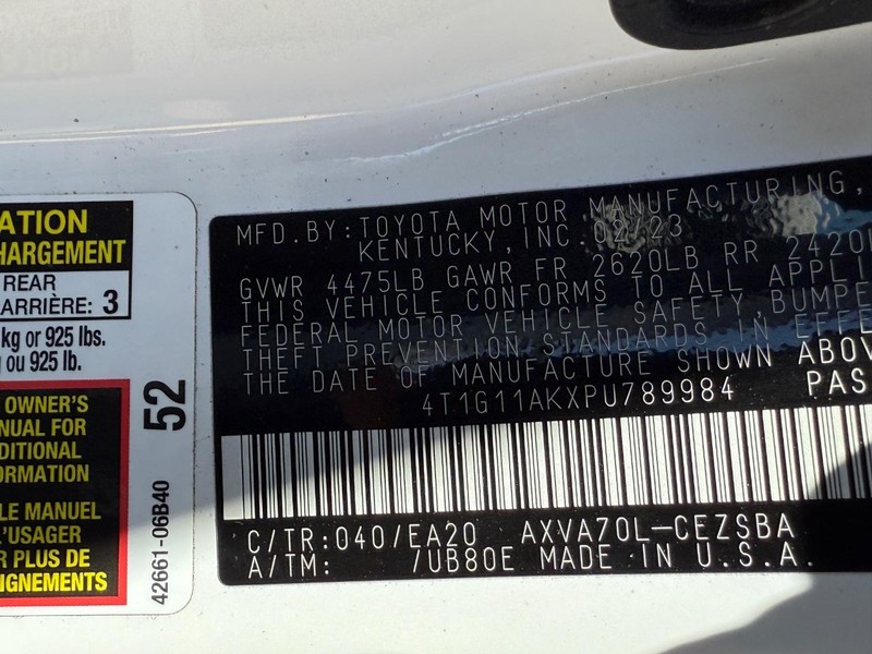 Toyota Camry Vehicle Image 21