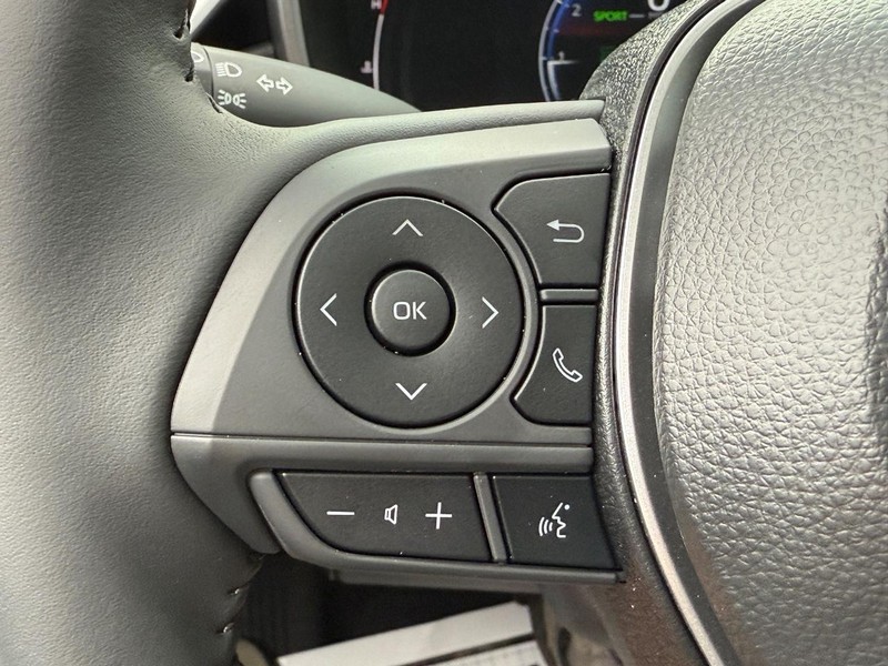 Toyota Corolla Vehicle Image 12