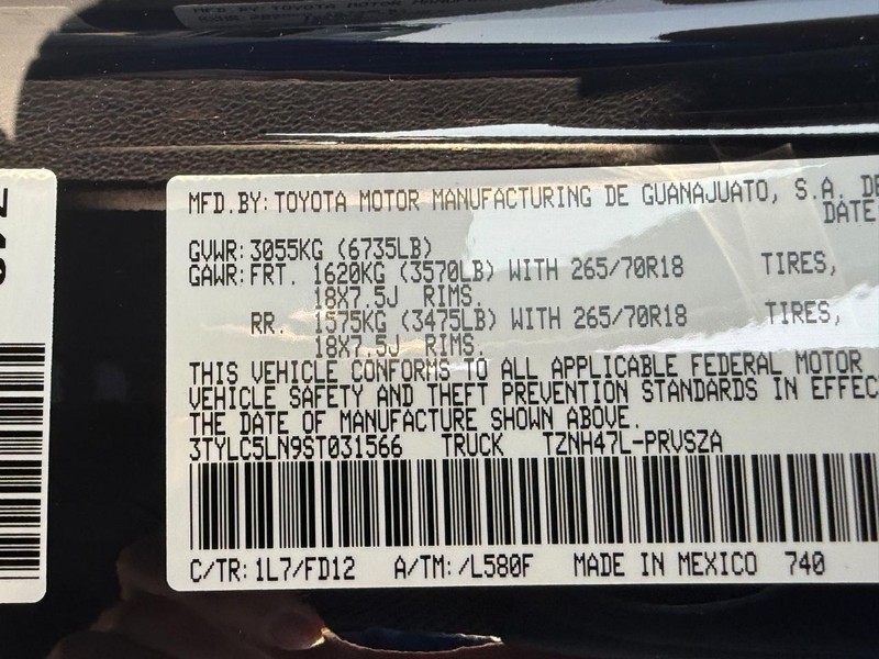 Toyota Tacoma 4WD Hybrid Vehicle Image 18