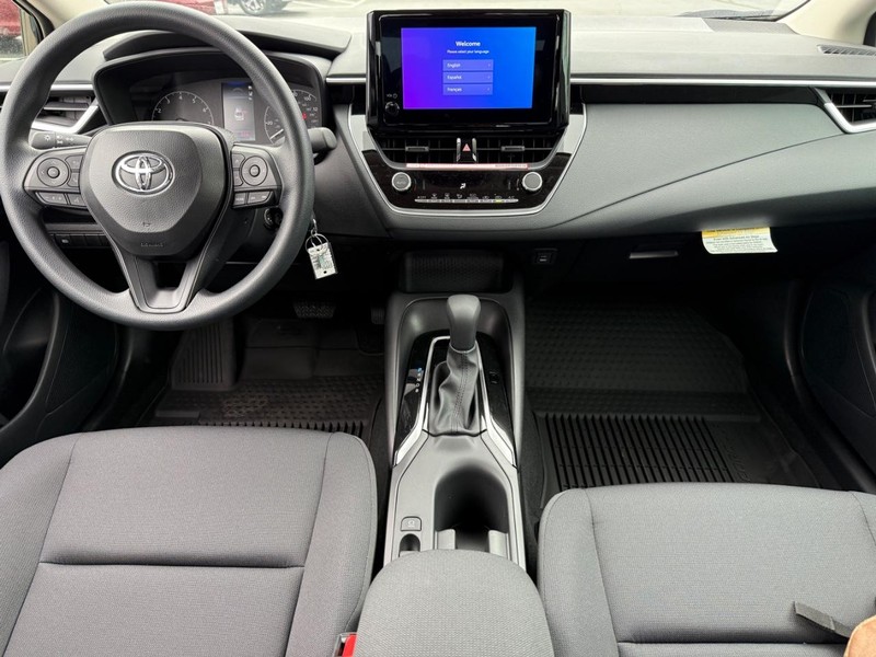 Toyota Corolla Vehicle Image 7