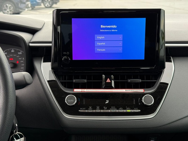 Toyota Corolla Vehicle Image 9