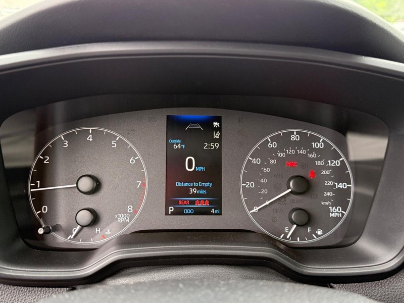 Toyota Corolla Vehicle Image 14